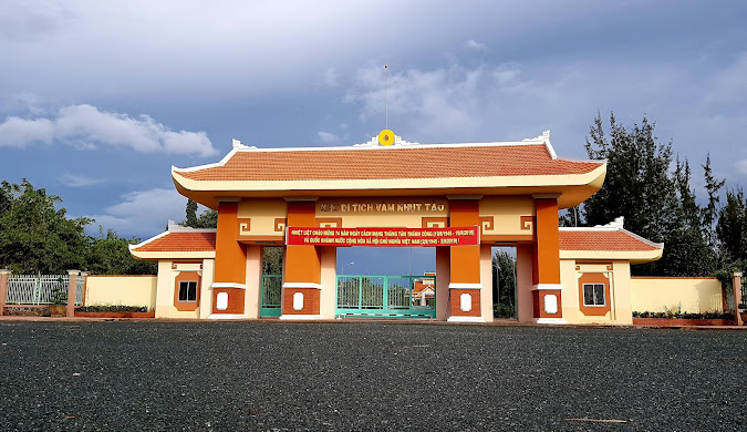 Khu di tích lịch sử Vàm Nhựt Tảo